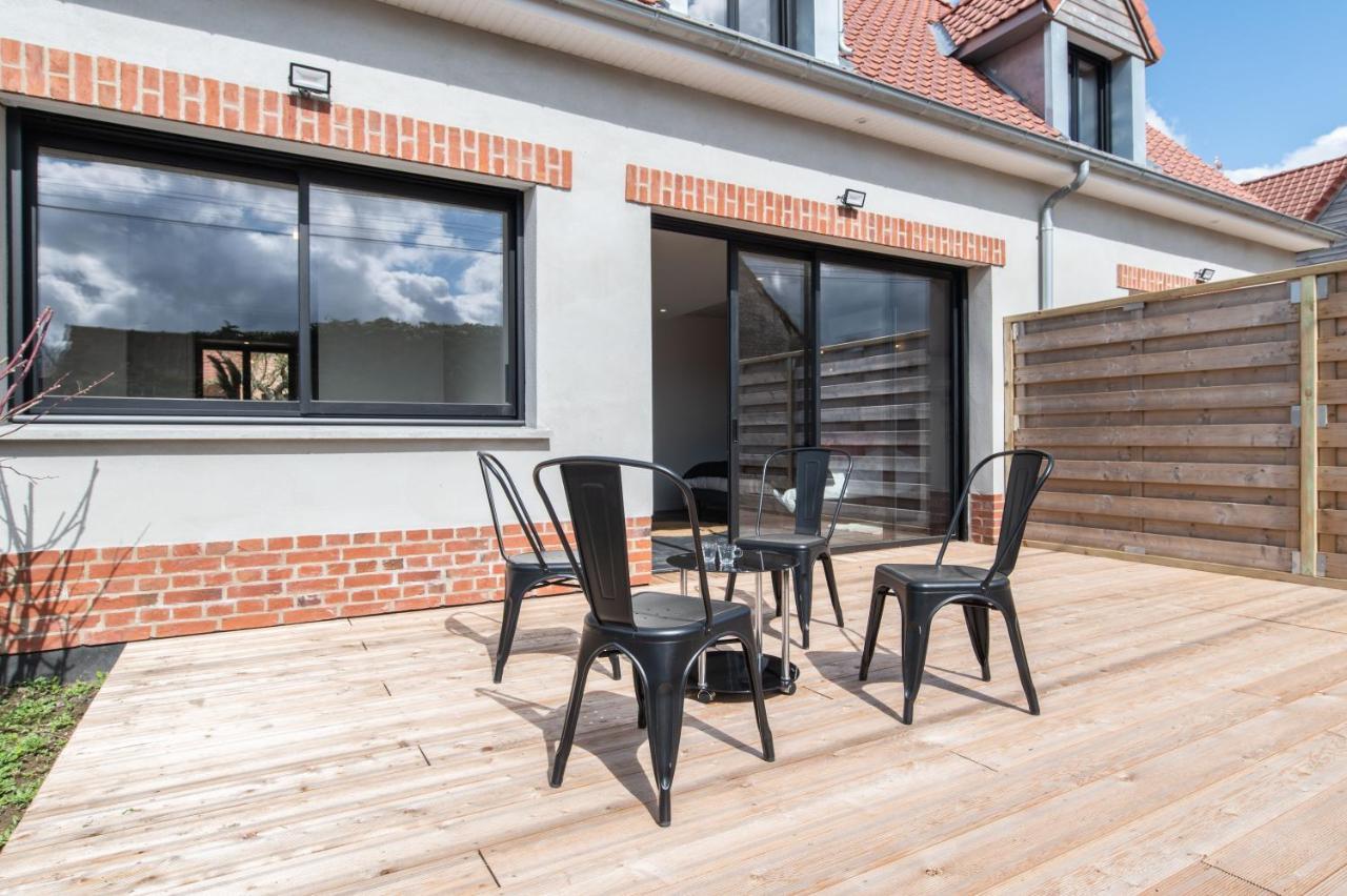 Au Coeur Du Village Saint-Aubin  Exterior photo